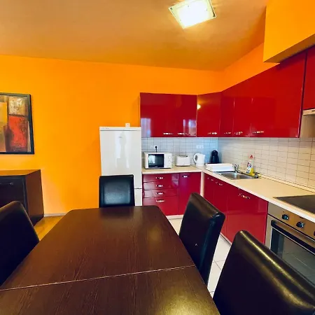 D.Five Balaton Galerius Apartments דירה